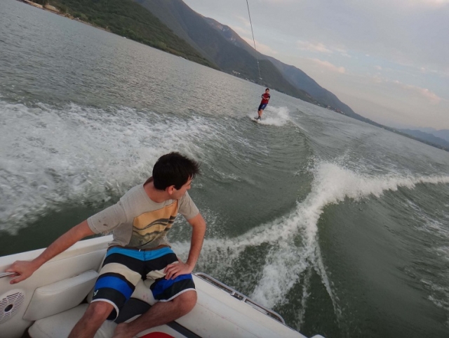 wakeboard en el pantano